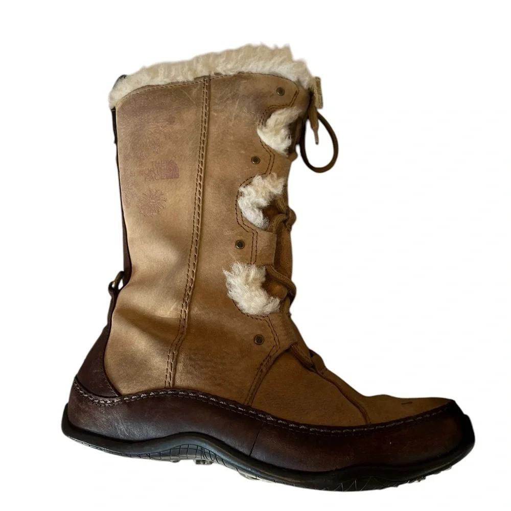 The North Face Tan and Brown Winter Boots with Fur Trim Size 6.5